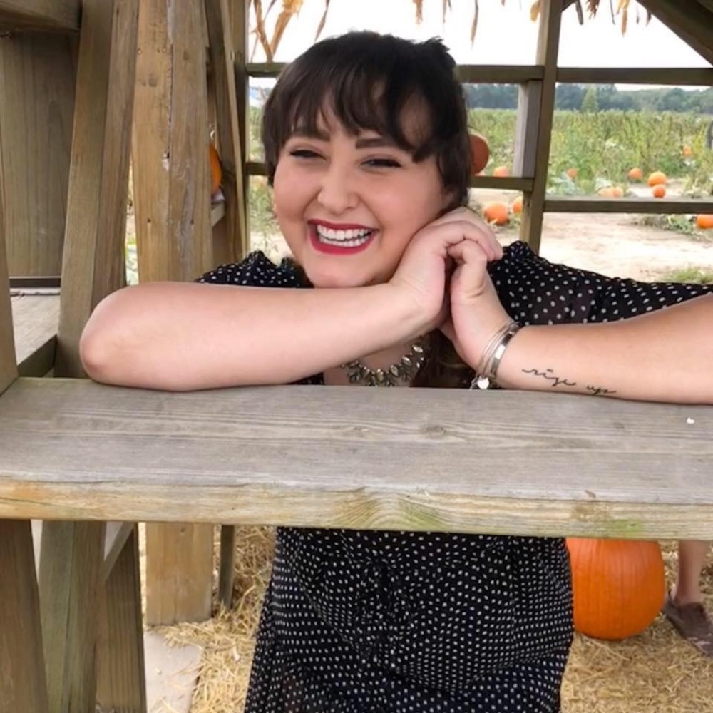 Meet your Posher, Elizabeth